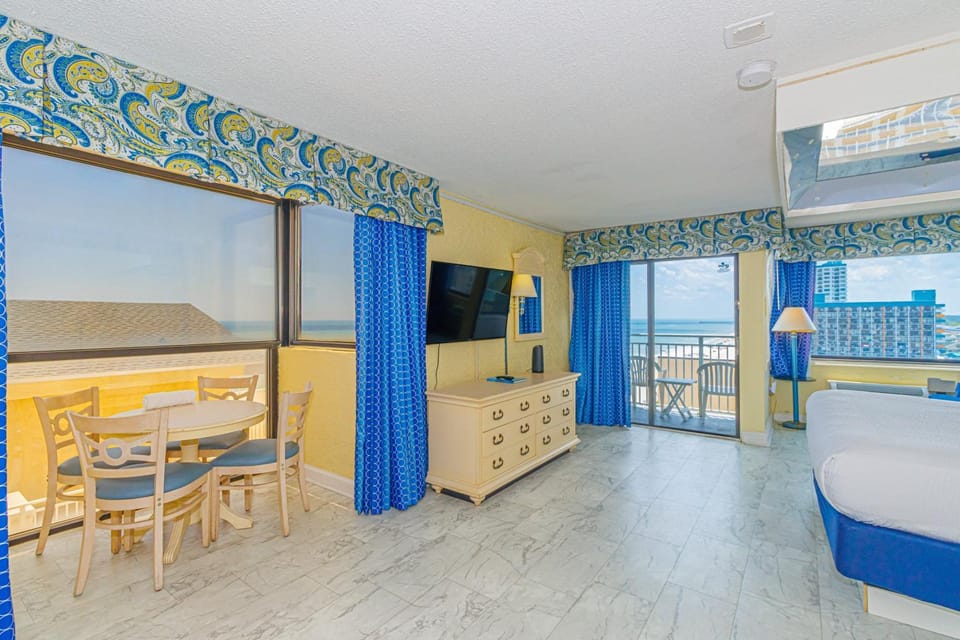 Couples Romance Suite With Jacuzzi! Sea Mist 51313 House in Myrtle Beach