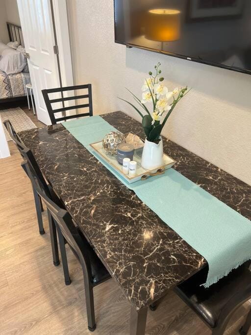 Chic & intimate 2 bedroom Apartment in Brighton