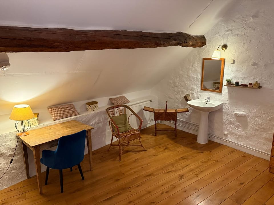 Ô Bonheurs Simples d'Ecorsaint Ici Doucement House in Bourgogne-Franche-Comté