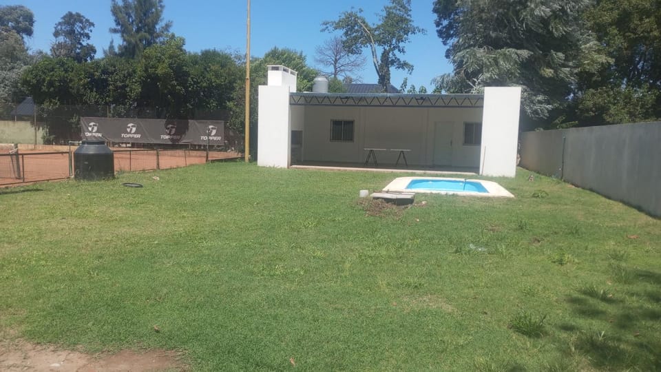 Quinta El Pinar Tenis House in San Nicolás de los Arroyos