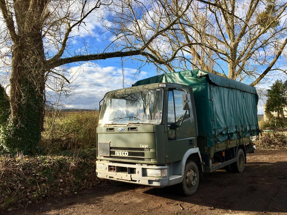 Arnie the Army Truck Apartment in Taunton Deane