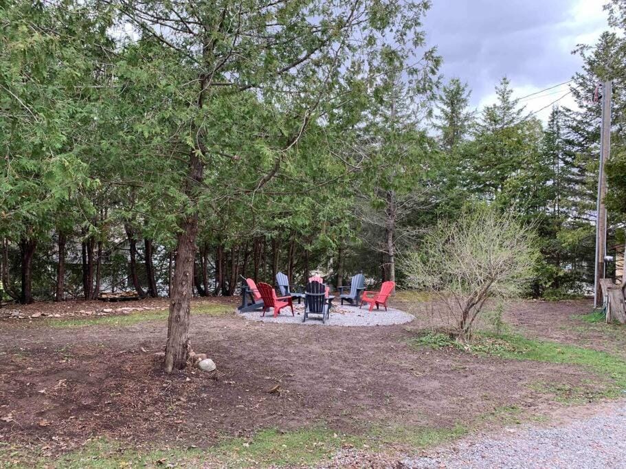 Columba - New Lofted Kabin House in Kawartha Lakes