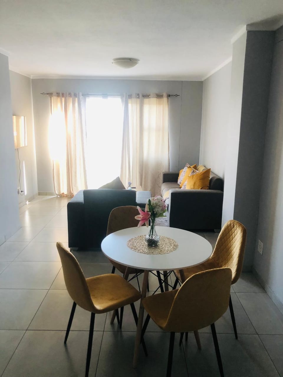Menlyn Place Vacay Apartment in Pretoria
