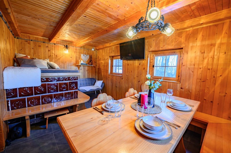 Food and drinks, Dining area