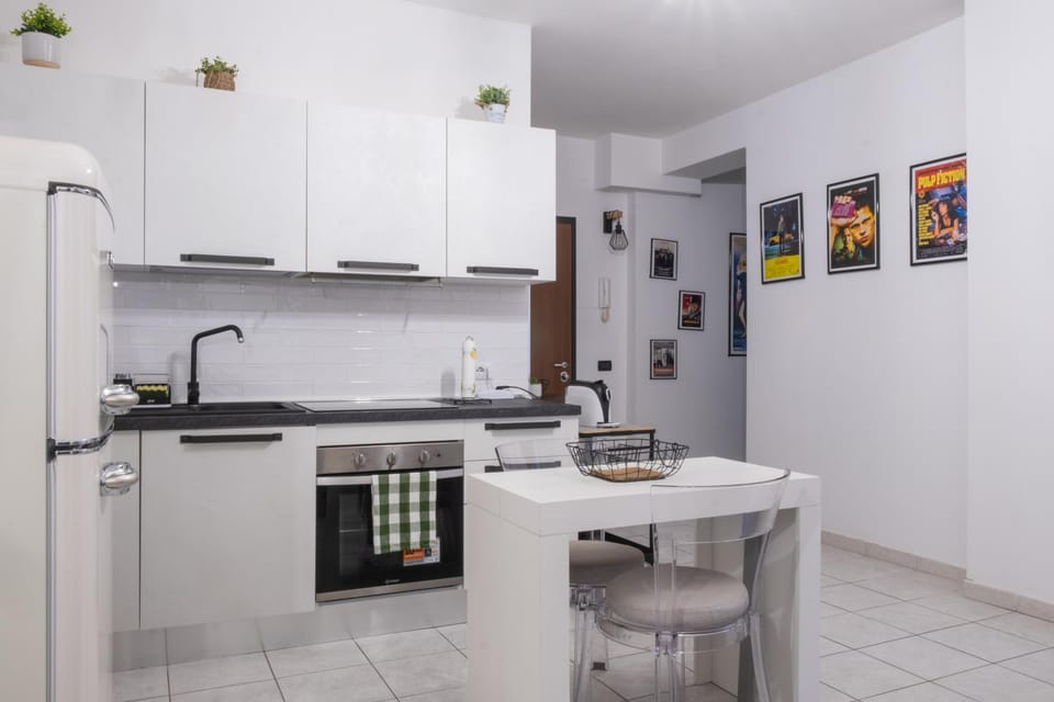Communal lounge/ TV room, Kitchen or kitchenette