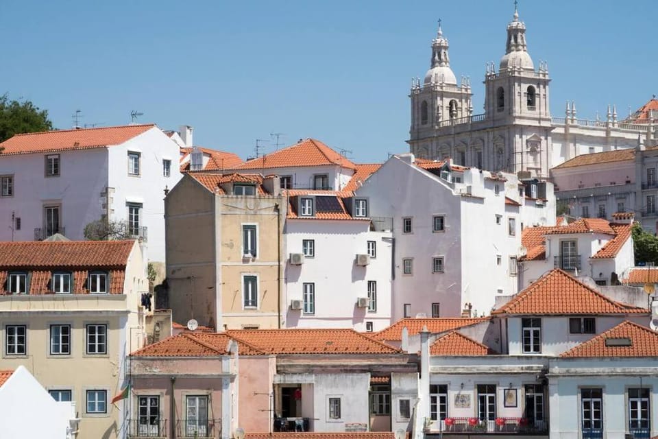 Sao Vicente IV - Eco-flat with French Balcony & View Apartment in Lisbon