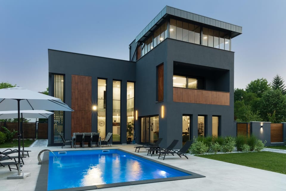 Property building, Swimming pool