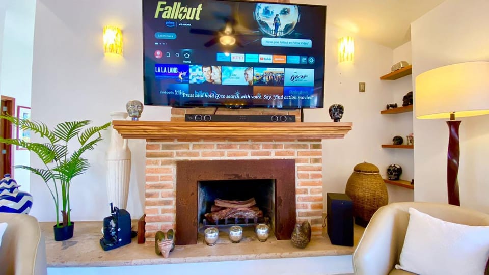TV and multimedia, Living room, Seating area