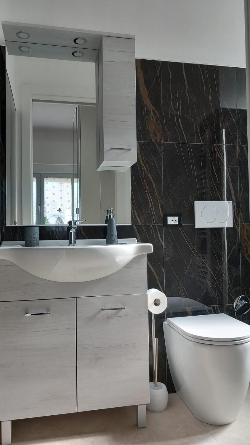 Toilet, Bathroom