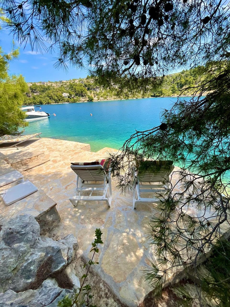 Balcony/Terrace, Beach, Lake view, Sea view