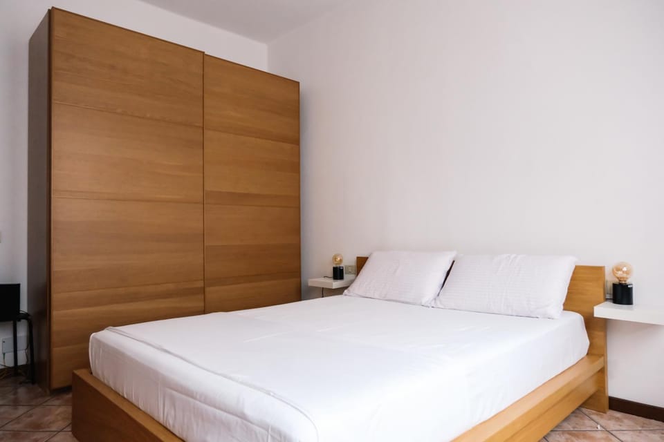 Bed, Photo of the whole room, Bedroom, wardrobe