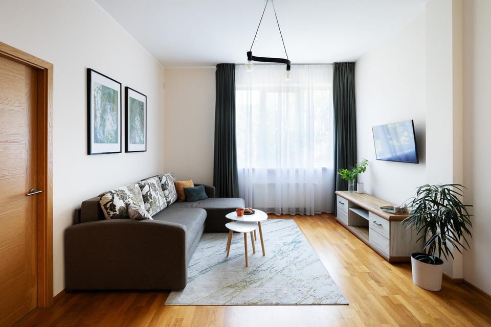 One bedroom Sunny Tallinn Street Apartment With Parking Apartment in Riga