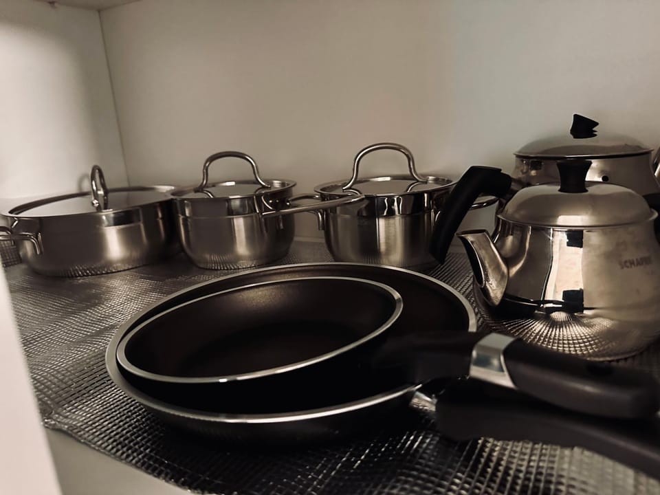 Coffee/tea facilities, Kitchen or kitchenette