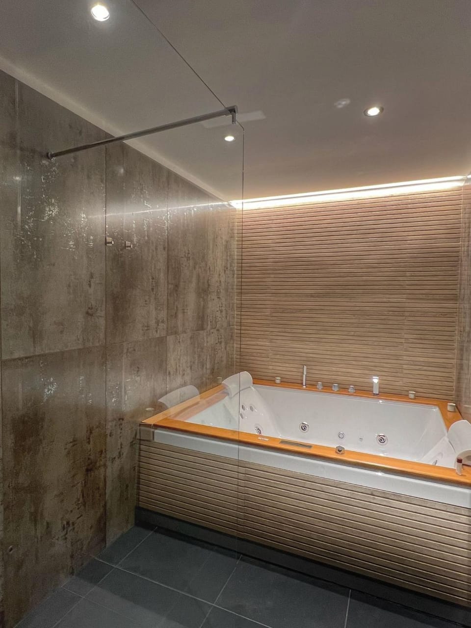 Hot Tub, Bathroom, Bath