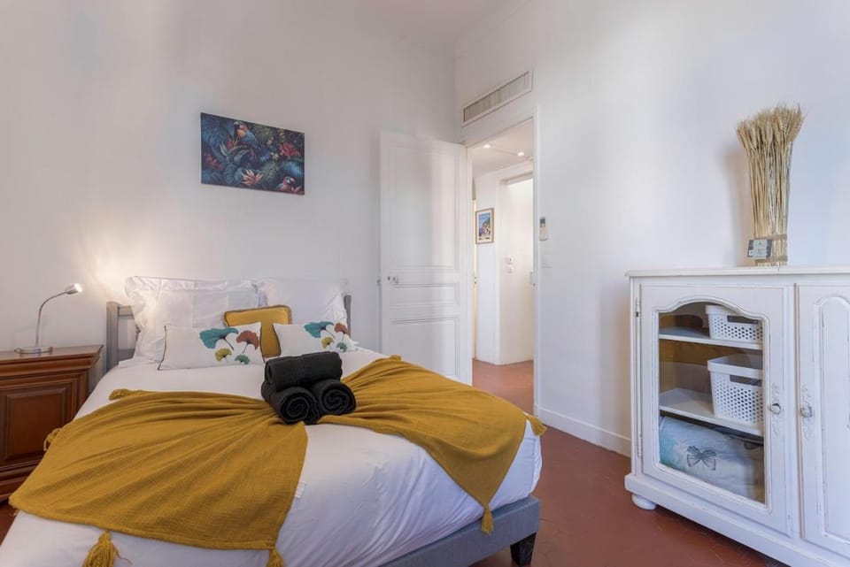 Couronne de Joséphine - 10 mn à pied du Palais et plages, charme et authenticité Apartment in Cannes