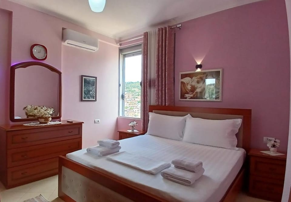 Bed, Photo of the whole room, Bedroom, towels, air conditioner