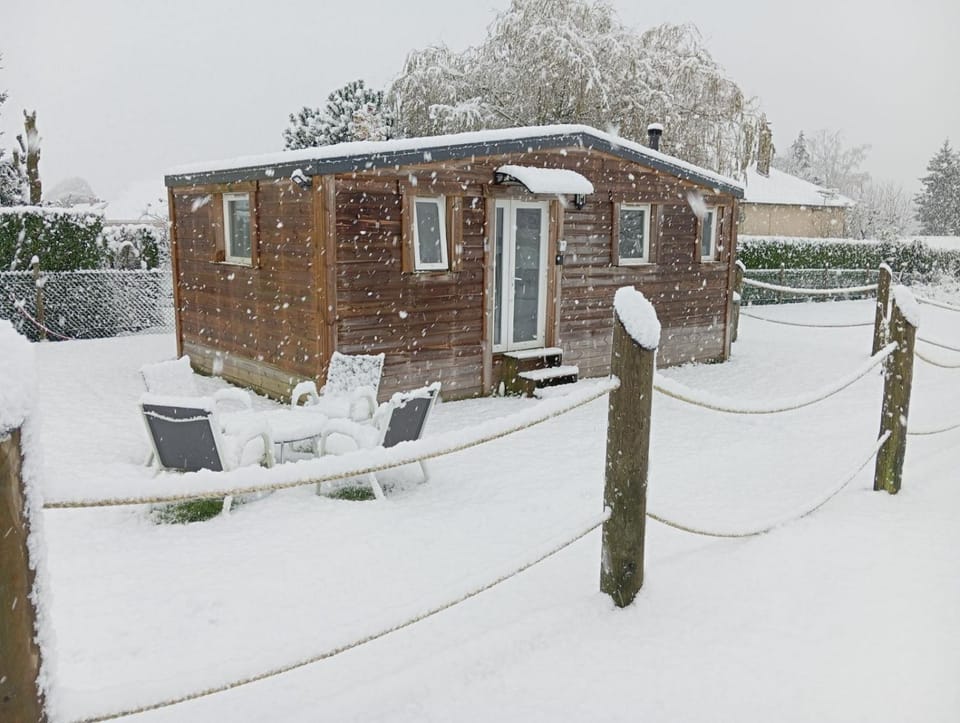 Property building, Winter