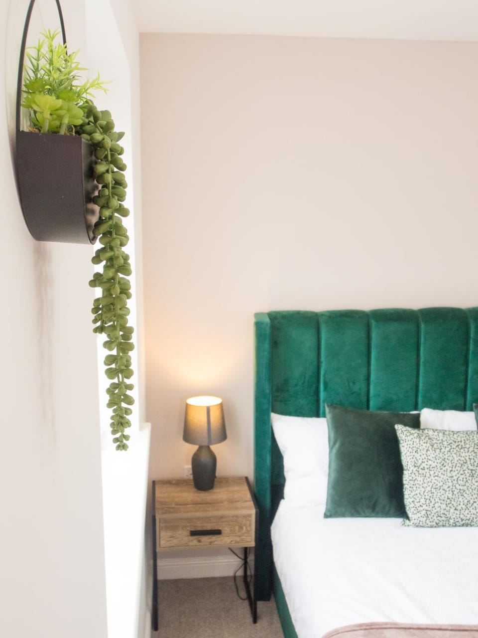 Bed, Decorative detail, Bedroom