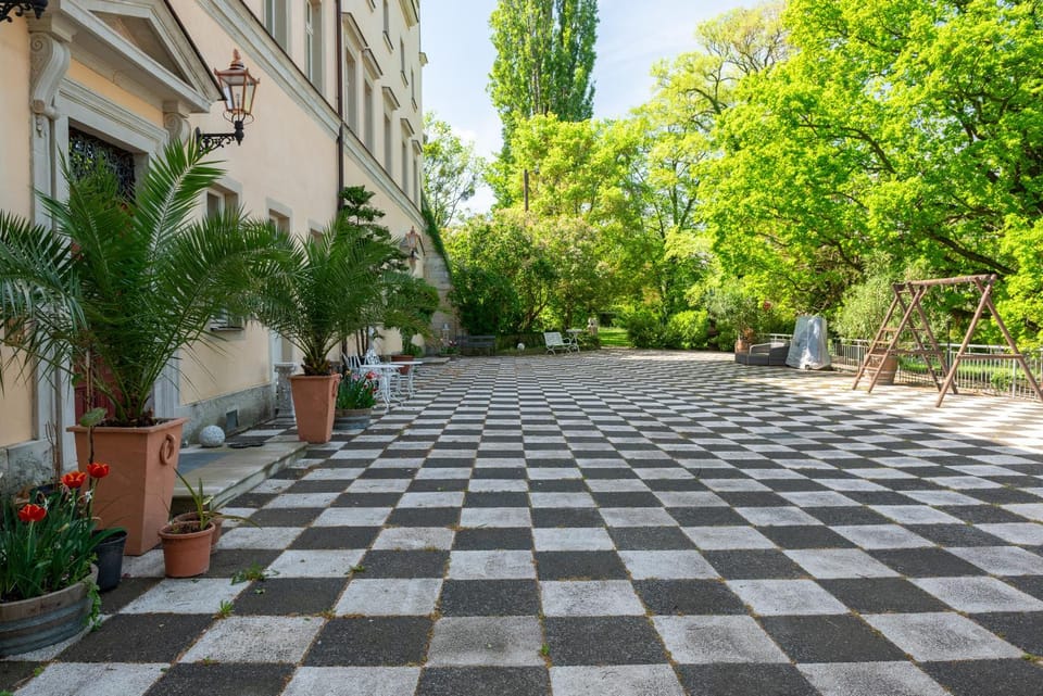 View (from property/room), Balcony/Terrace