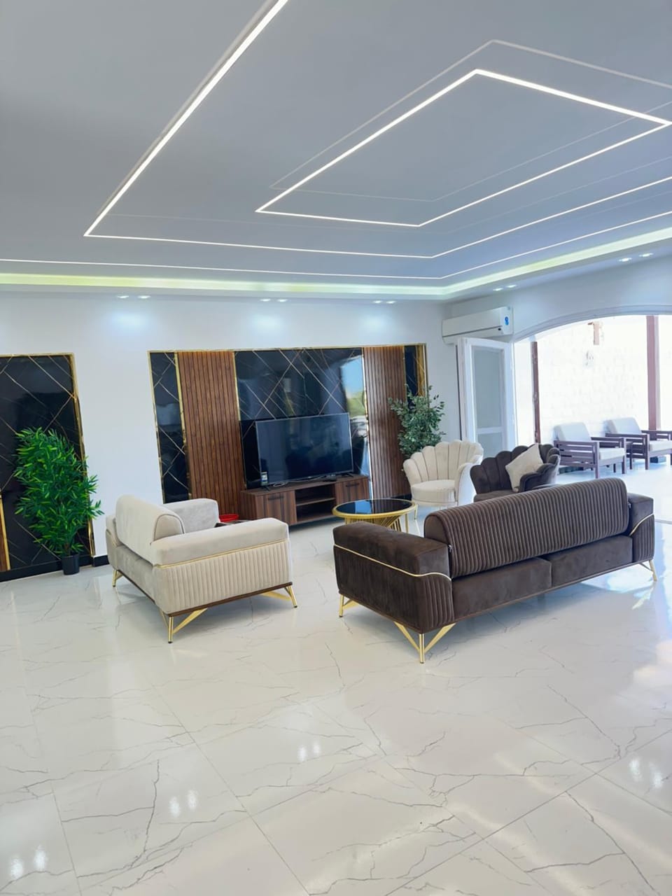 فيلا7غرف اول صف على البحر بحمام السباحة مارينا 5 الساحل الشمالي العلمين Villa in Egypt