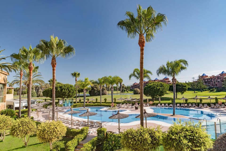 Pool view, Swimming pool