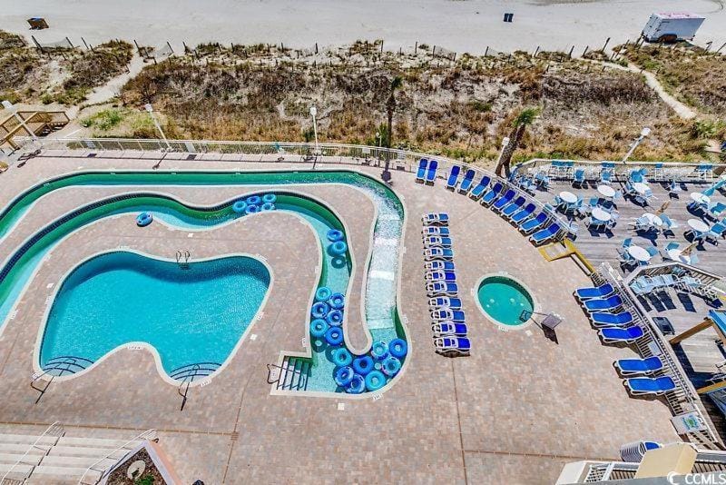 Baywatch Oceanfront Condo Sleeps 6! Apartment in North Myrtle Beach