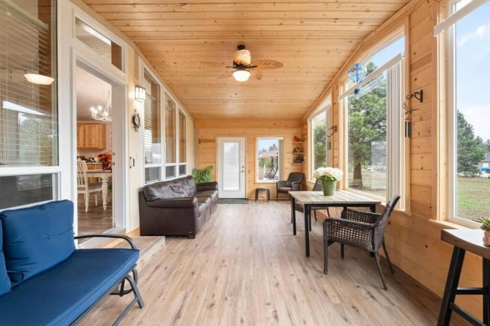 Country living in a small town House in Washington