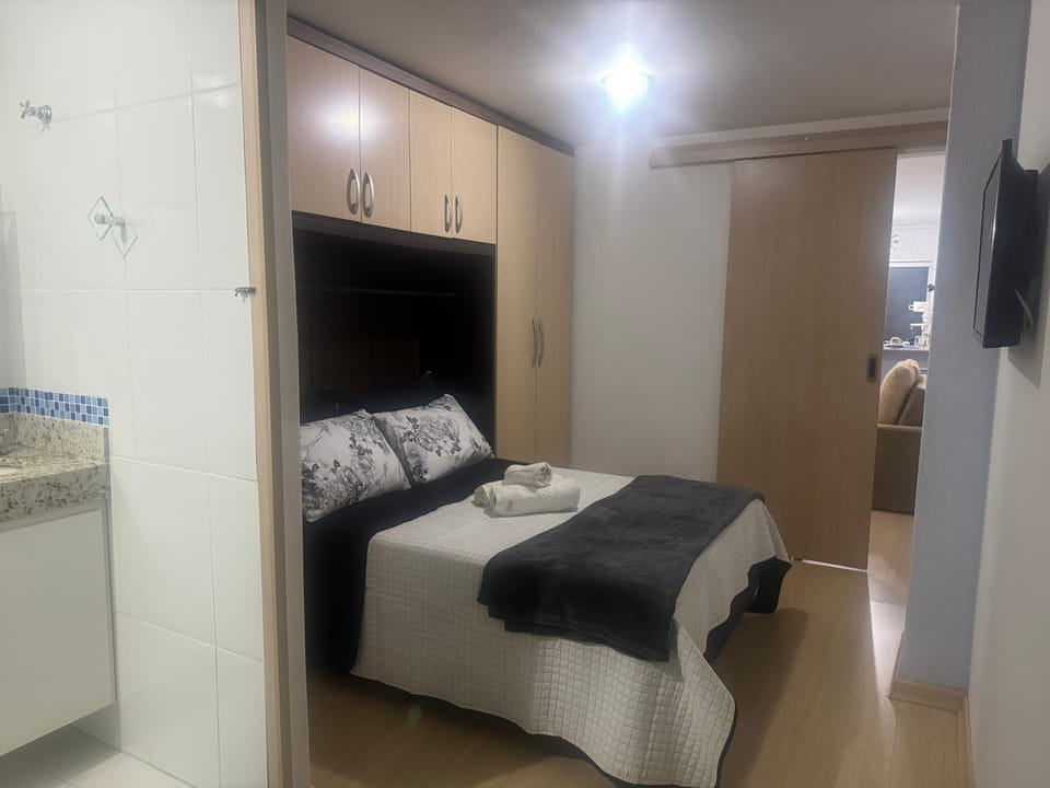 Bedroom, locker