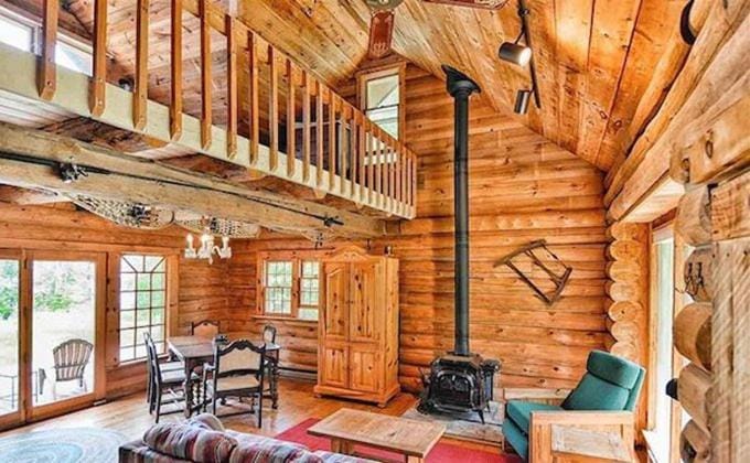 Cozy Cabin at the Highlands Cabin in Davao City