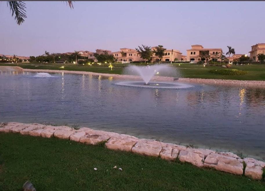 Nearby landmark, Day, Natural landscape, Lake view, Pool view, River view, Swimming pool