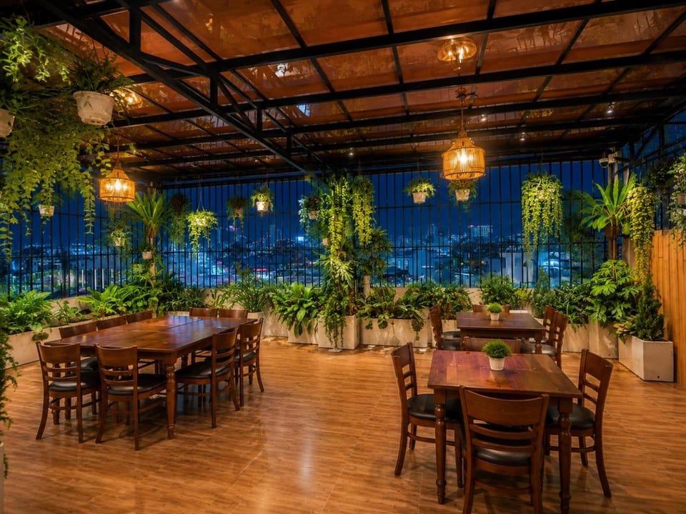 Restaurant/places to eat