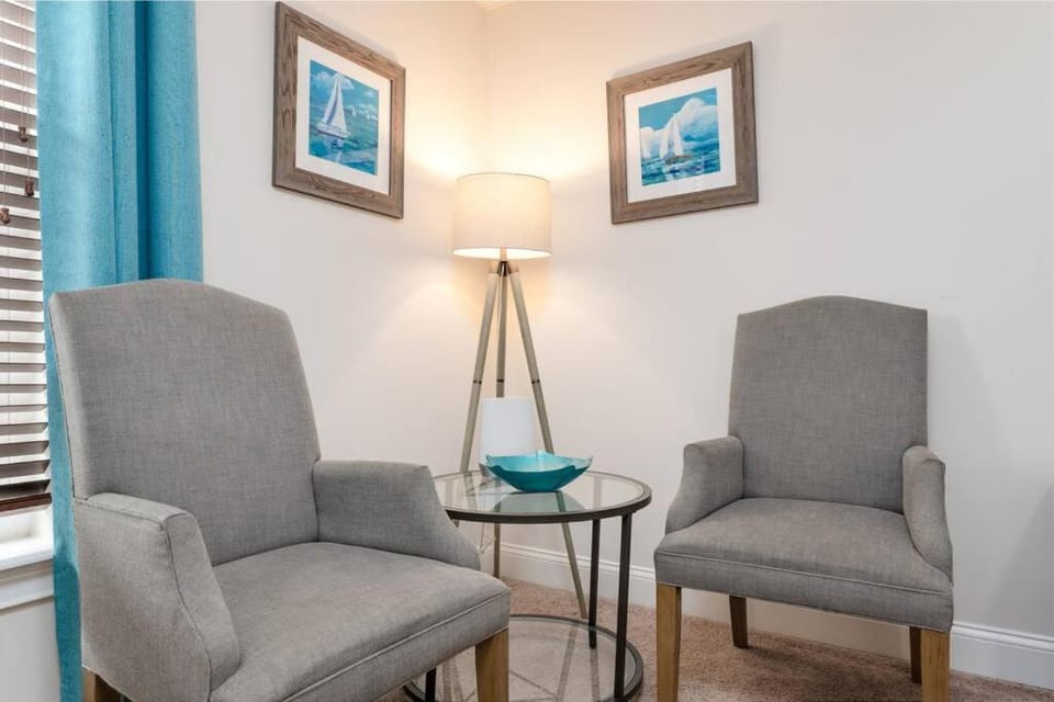 Be A Nomad - 1 blk to beach - Stylish studio Apartment in Jacksonville Beach