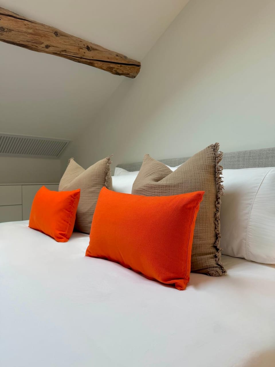 Mansarda San Gregorio Apartment in Milan