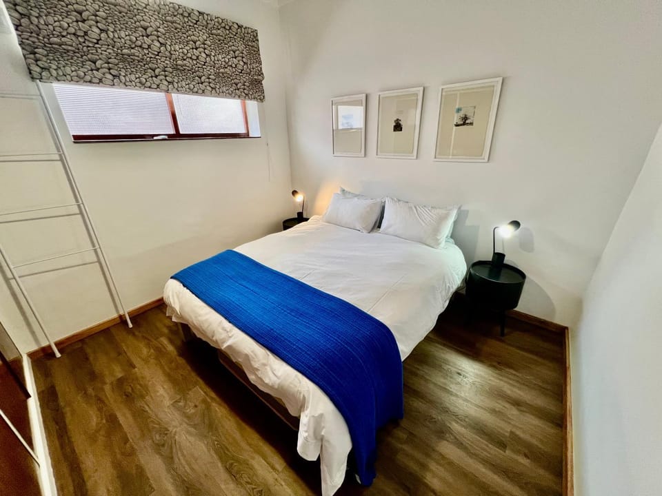 2 Bedroom Apartment On Dorp St - Prime Location Apartment in Stellenbosch