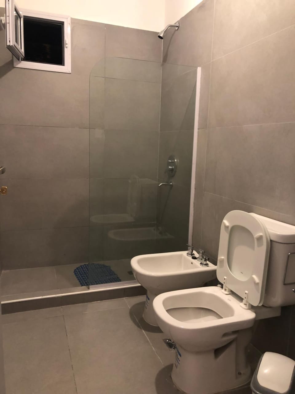 Shower, Toilet, Bathroom, bidet