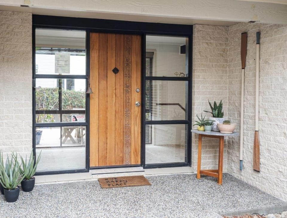 Nelson's Oasis by the beach Apartment House in Vincentia