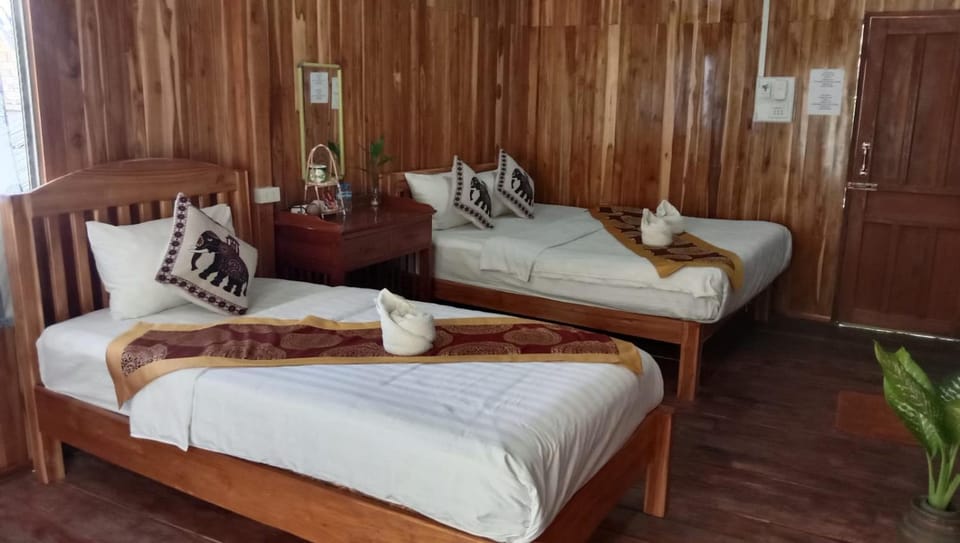 Yensabai Bungalow River view Bed and Breakfast in Luang Prabang Province, Laos