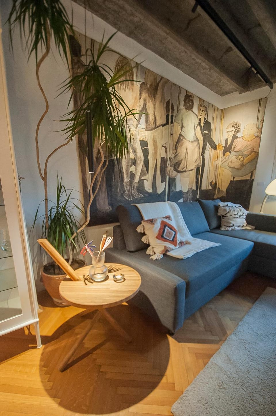 Living room, Seating area