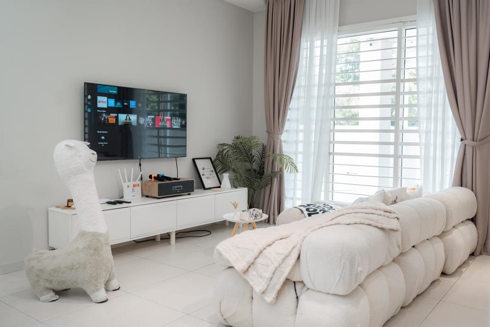 BrandNew Premium House 4Room12Pax@ALMA NEAR JUSCO House in Penang