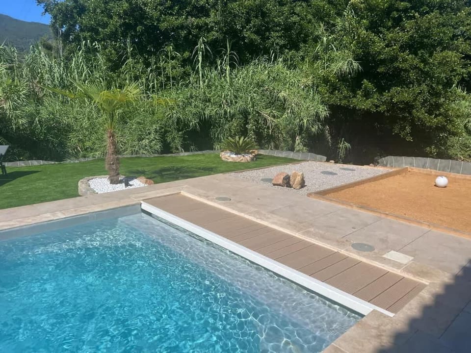 Casamea - Villa Familiale, Piscine, 15 min Ajaccio Villa in Corsica