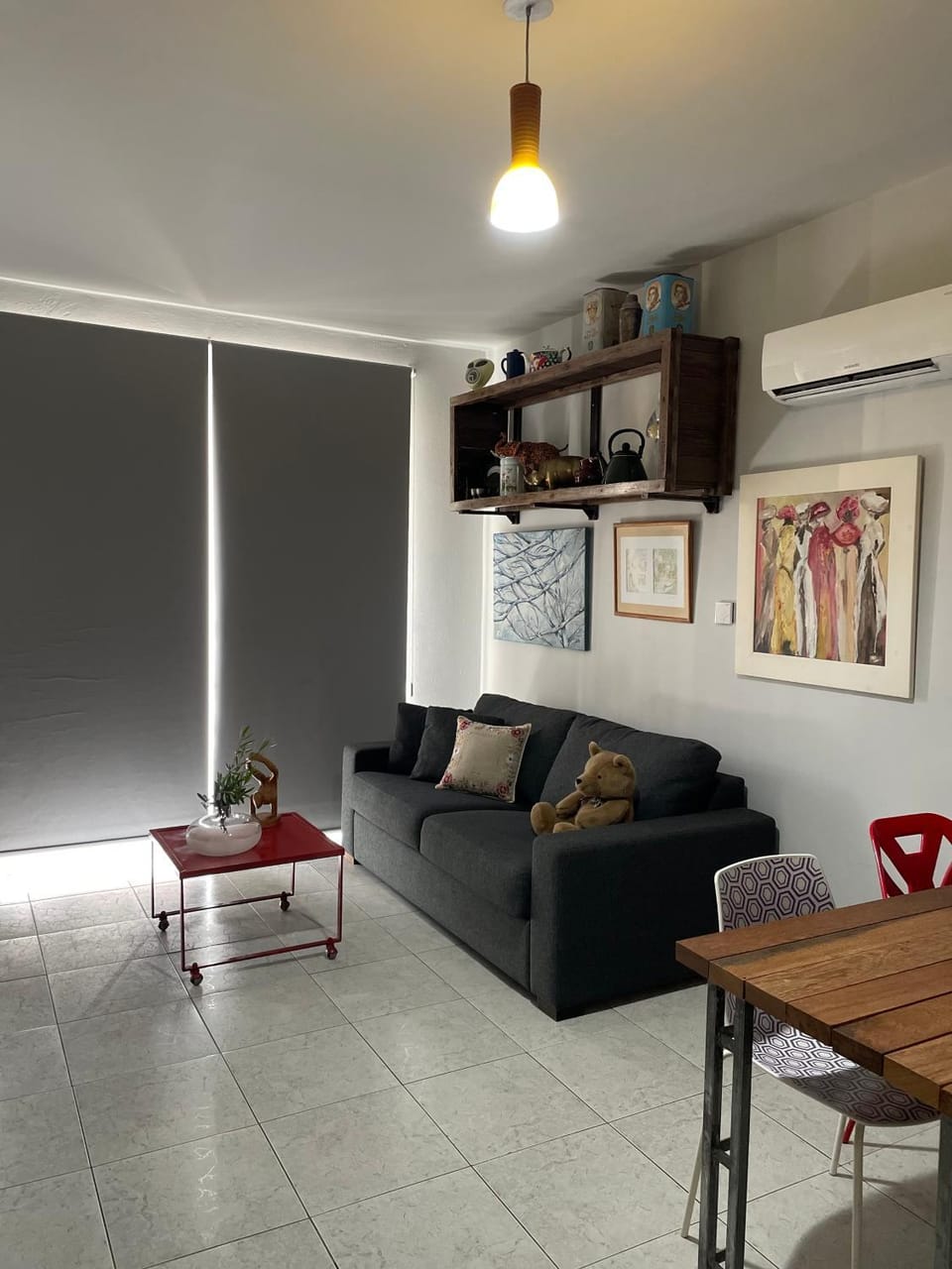 Vans 24~400 Meters to Beach Apartment in Paphos