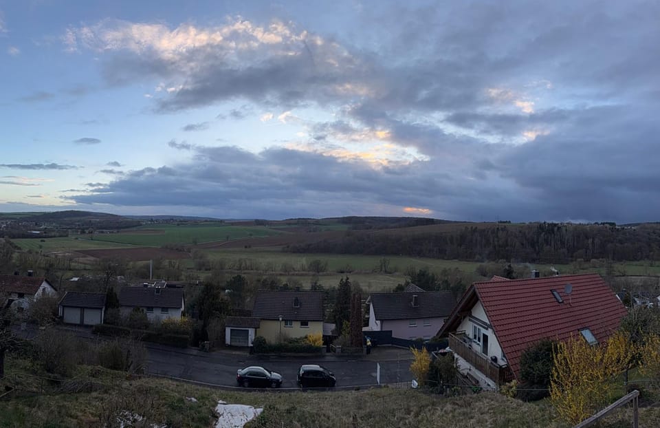 Day, Neighbourhood, Natural landscape