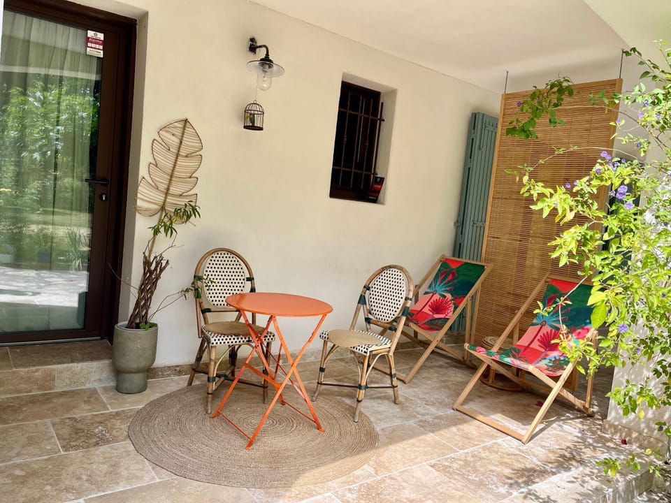 Patio, Balcony/Terrace, sunbed