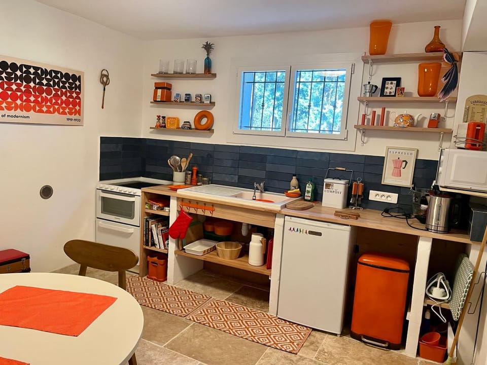 Beau studio dans mas provençal Apartment in Le Pontet