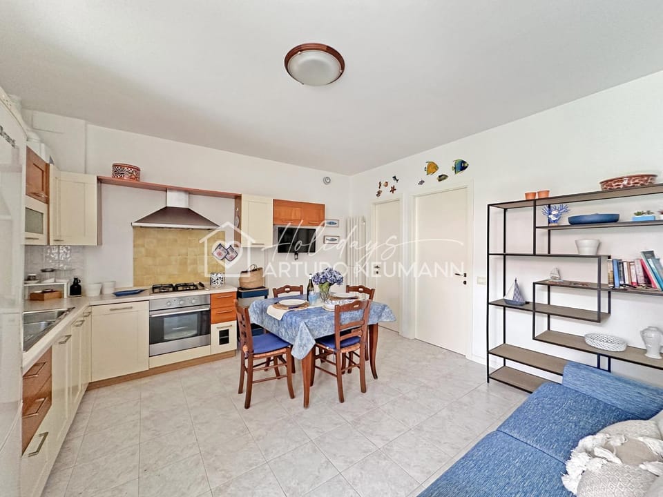 Day, Kitchen or kitchenette, Living room, Seating area