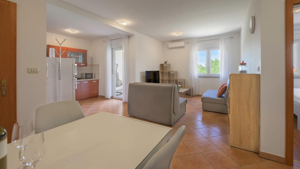 TV and multimedia, Kitchen or kitchenette, Living room, Seating area, Dining area, pet friendly