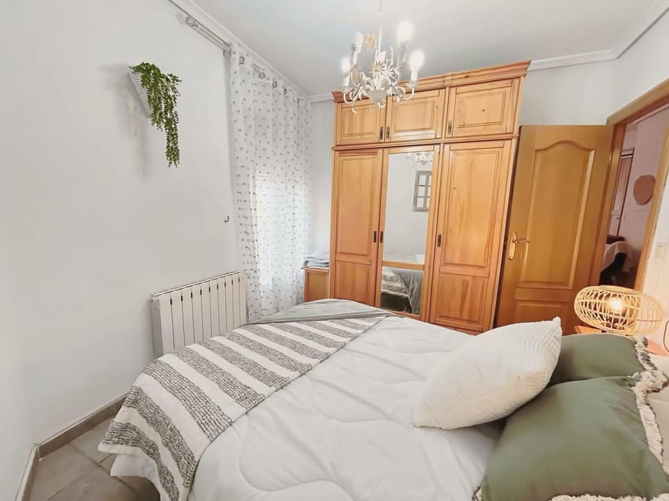 Bed, Bedroom, wardrobe