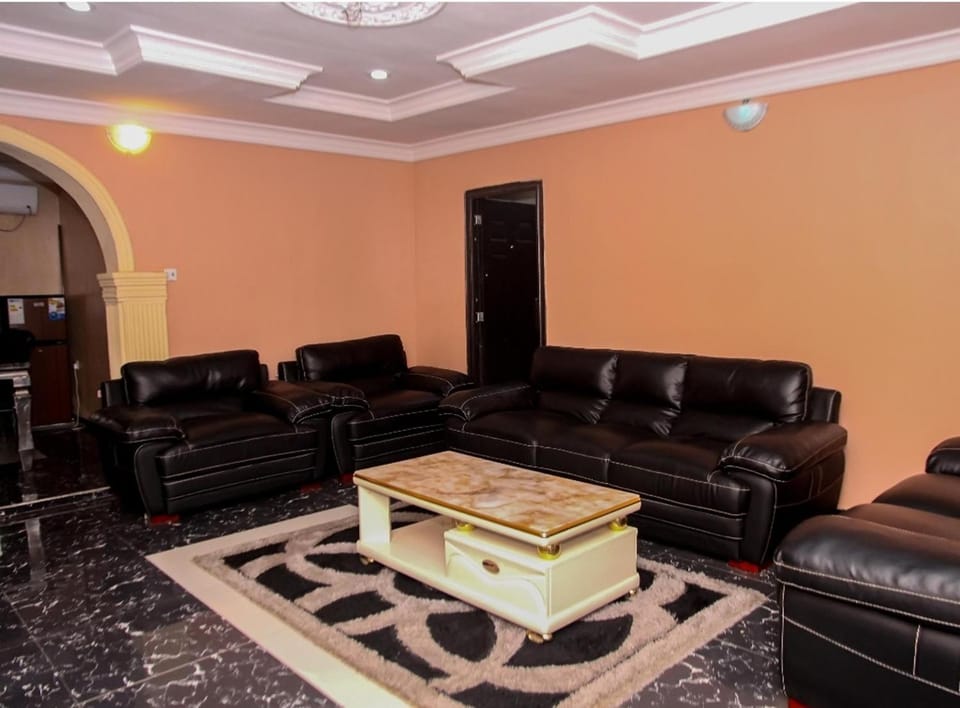 Abeokuta 2-Bed House Sleeps 4 with Free Parking House in Nigeria