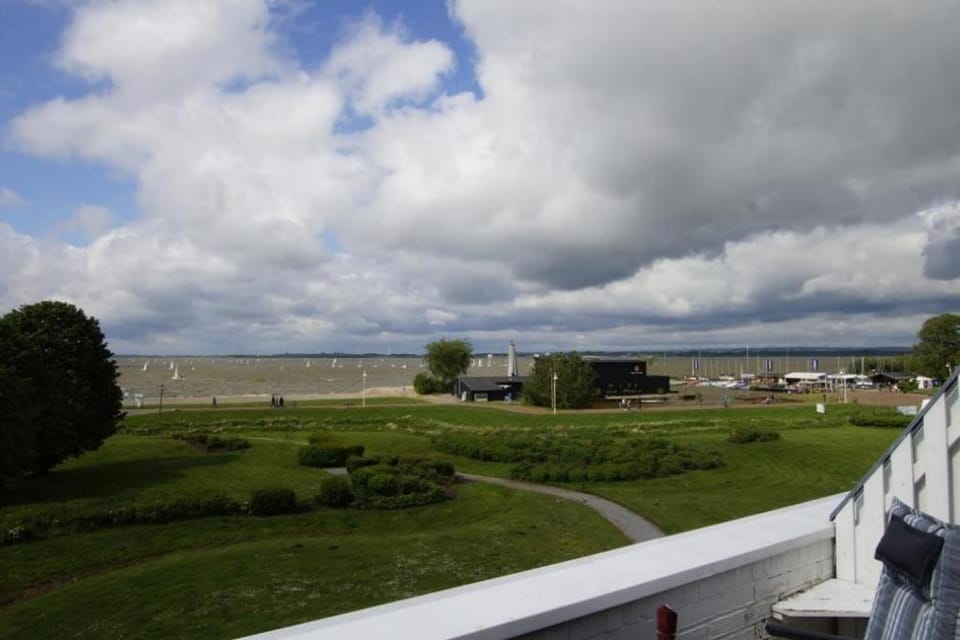 Lüttke Juwel, Ferienwohnung mit traumhaftem Seeblick House in Lower Saxony, Germany