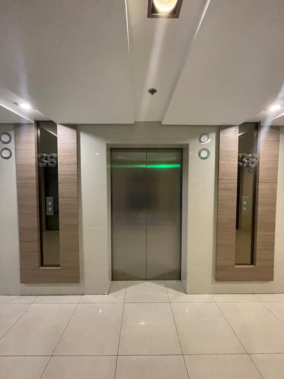 A Premium Condominium in a Prime Location connected to SM North EDSA Mall and walking distance to Solaire Resort and Casino and Trinoma Mall in Quezon City Apartment in Quezon City